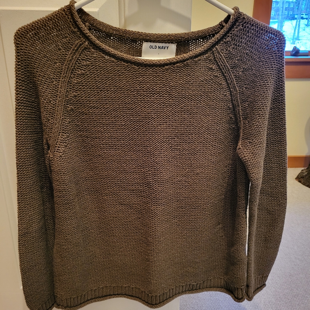 Old Navy Women's Olive Green Crew Neck Sweater